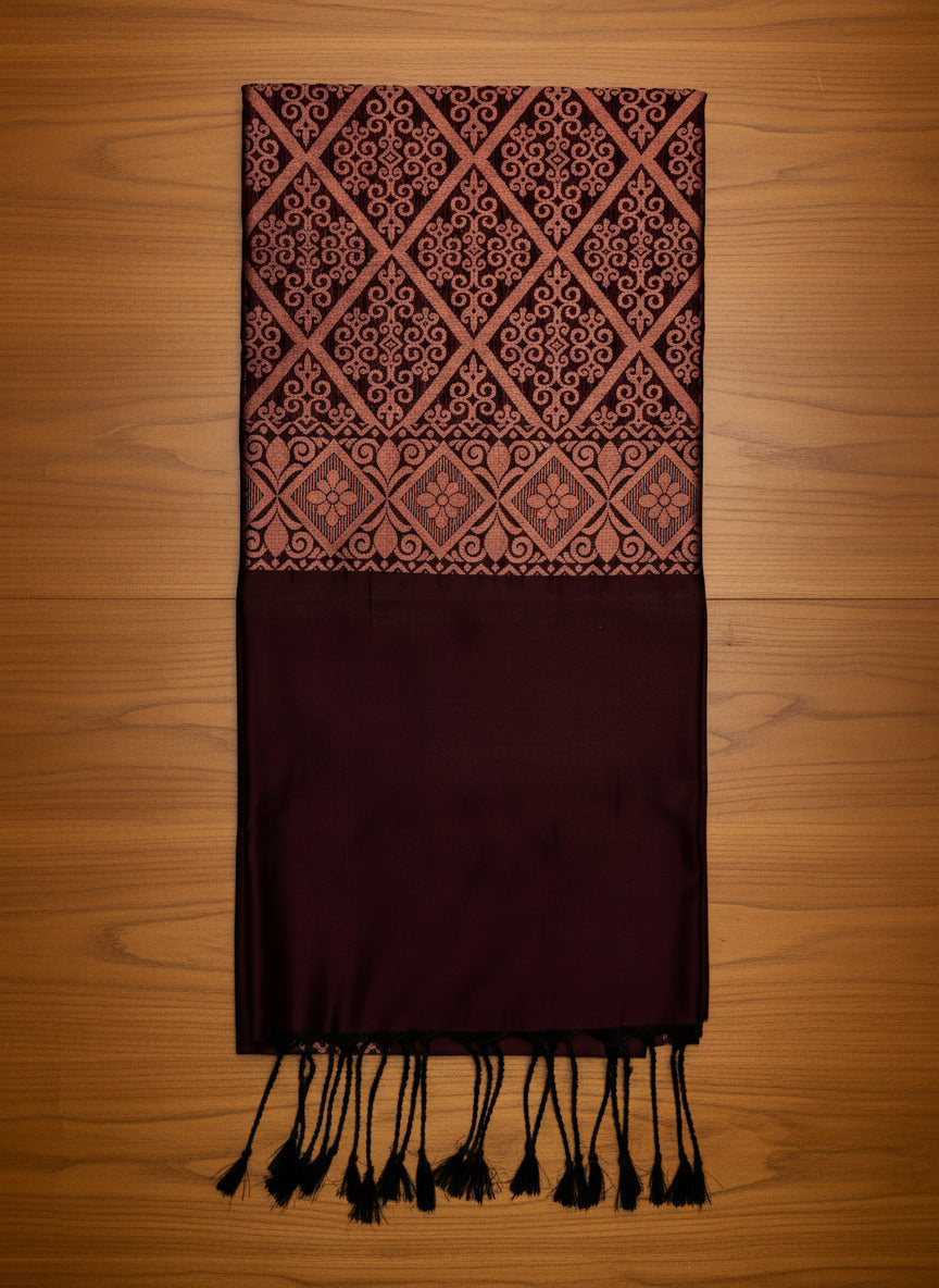 Elegant Maroon Soft Silk Borderless Saree