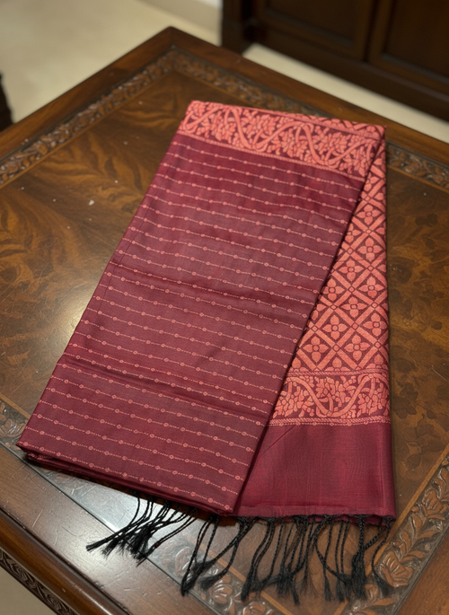 Brown Soft Silk Borderless Saree with Brocade Pallu