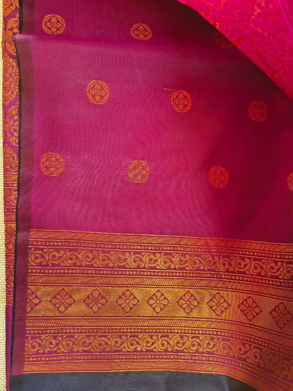 Navy Blue Soft Silk Borderless Saree with Rich Magenta Zari