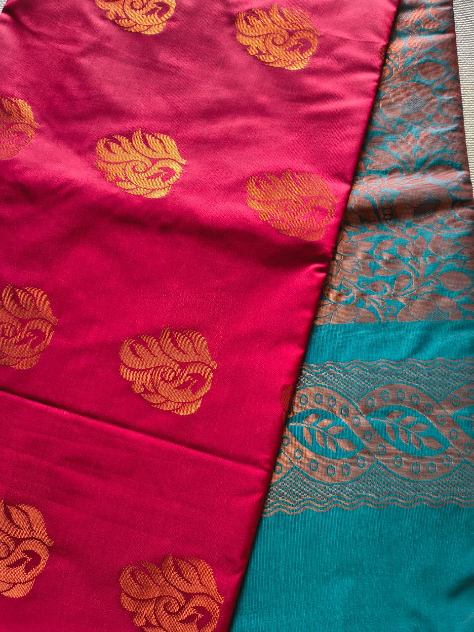 Red and Green Soft Silk Borderless Saree