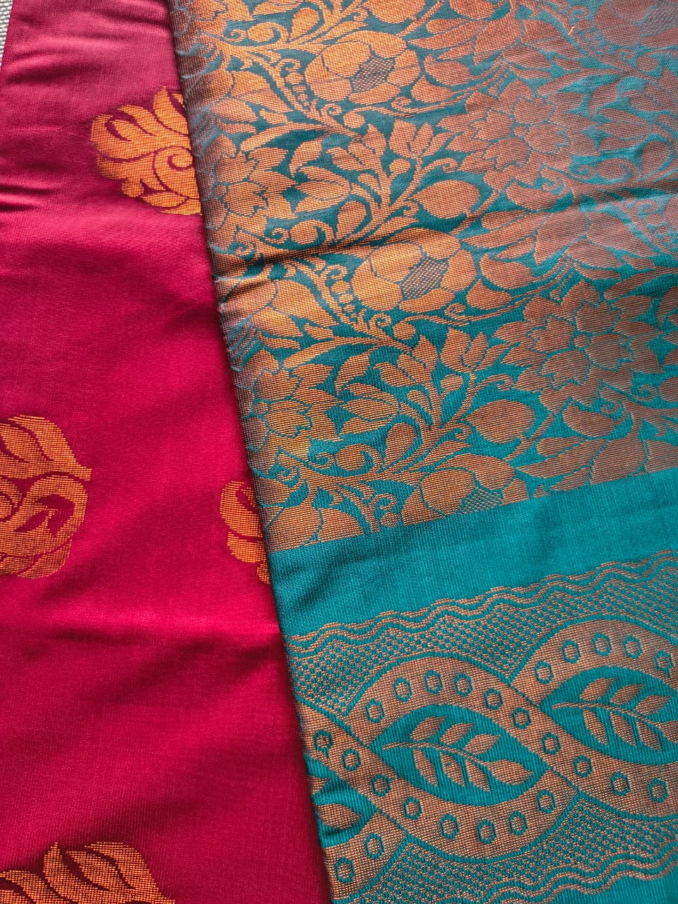 Red and Green Soft Silk Borderless Saree