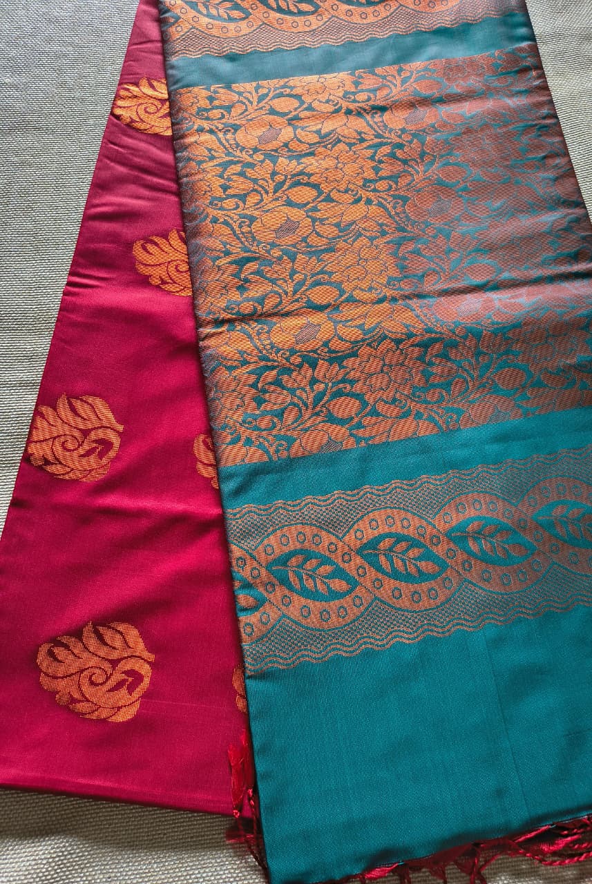 Red and Green Soft Silk Borderless Saree