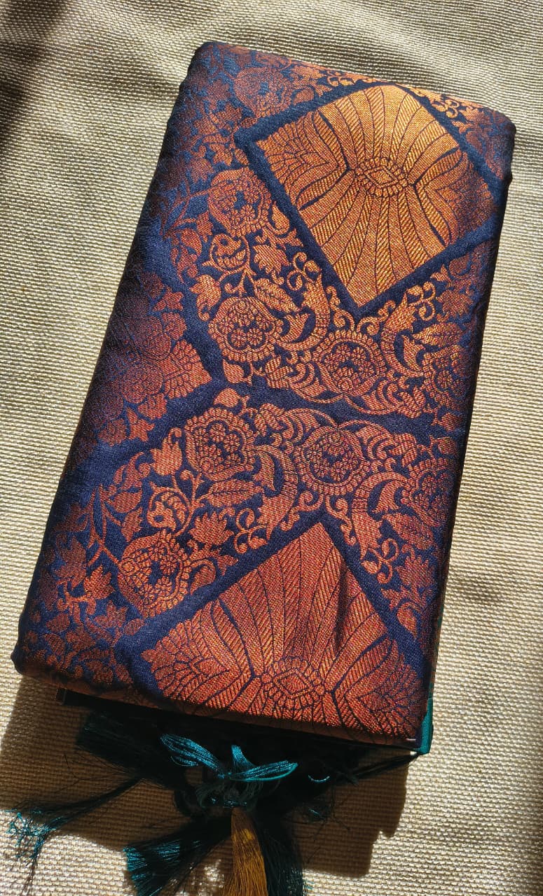 Dark Blue Pattu saree with Dark Green Zari design