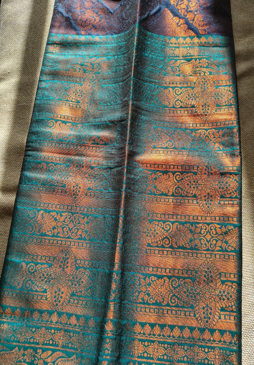 Dark Blue Pattu saree with Dark Green Zari design